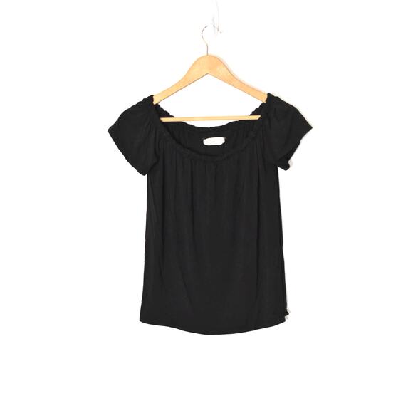 Hollister Tops - Hollister Black Scoop T-Shirt Size XS